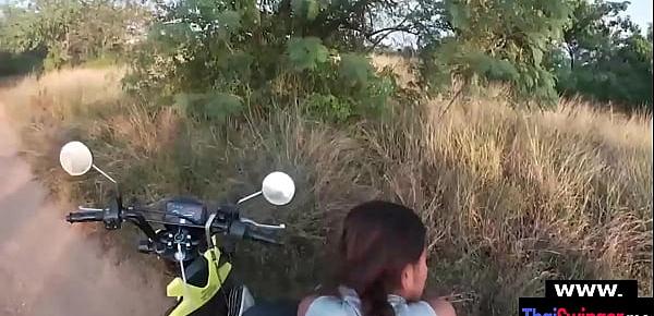  Real amateur Thailand couple outdoor blowjob